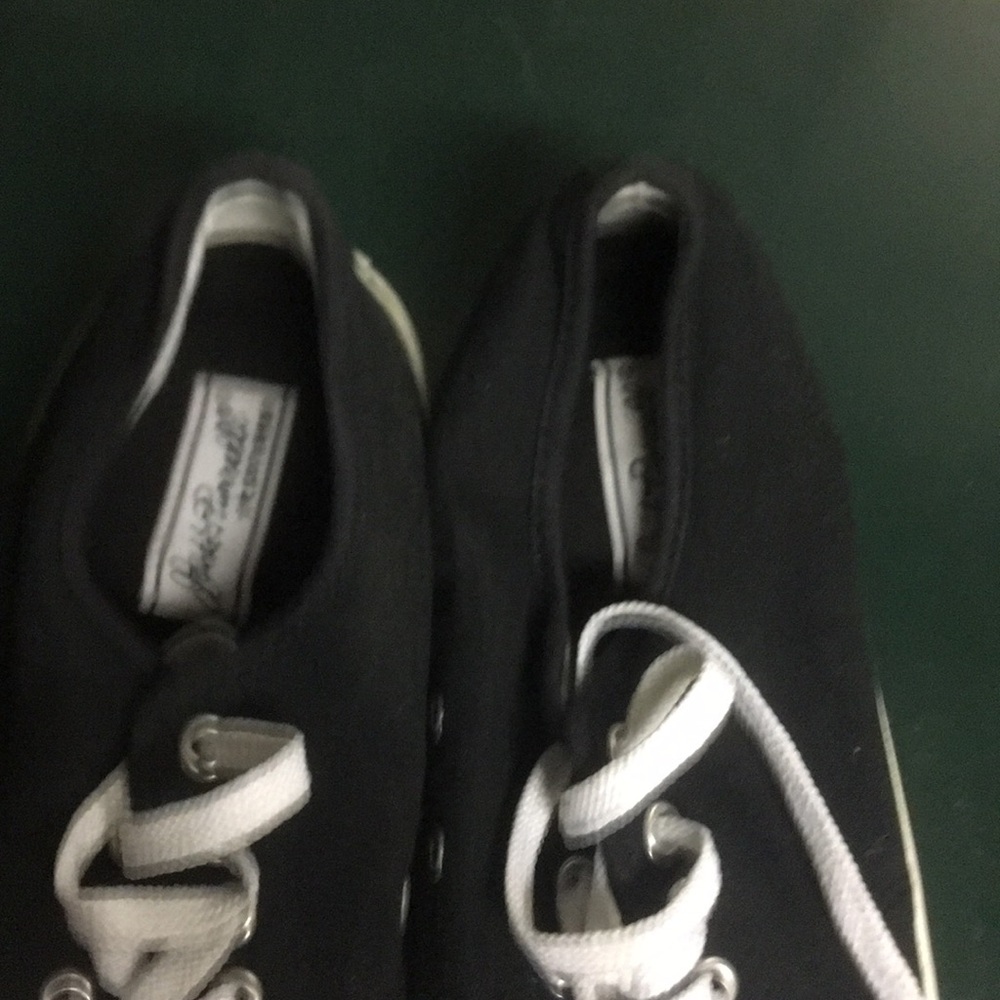 Shoes - Picture 3 of 3